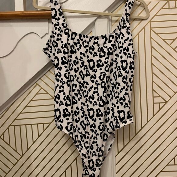 Primark Cheetah Print One Piece Bathing Suit NWT - Picture 2 of 6